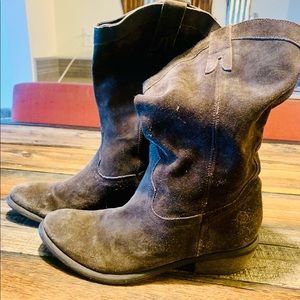 Brown suede slouch boots